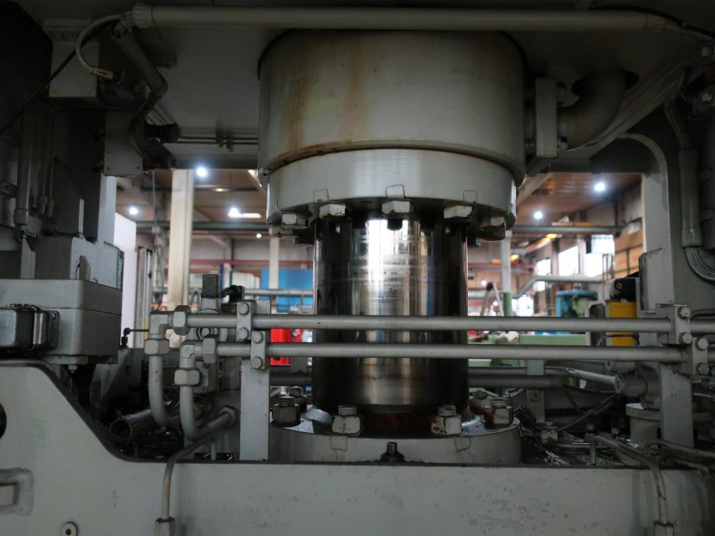 Machines for processing thin/medium thick sheet metal<br> (cutting, punching, pressing, bending)<br><font size="2">In collaboration with Hilco Industrial Acquisitions bv<br></font>-5