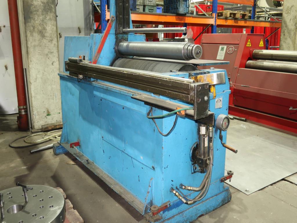 Machines for processing thin/medium thick sheet metal<br> (cutting, punching, pressing, bending)<br><font size="2">In collaboration with Hilco Industrial Acquisitions bv<br></font>-4