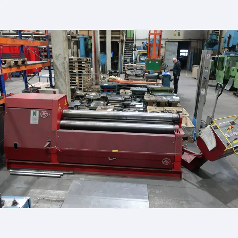 Machines for processing thin/medium thick sheet metal<br> (cutting, punching, pressing, bending)<br><font size="2">In collaboration with Hilco Industrial Acquisitions bv<br></font>-2