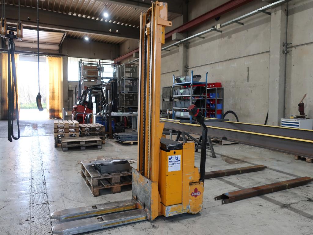 Machines for processing thin/medium thick sheet metal<br> (cutting, punching, pressing, bending)<br><font size="2">In collaboration with Hilco Industrial Acquisitions bv<br></font>-3