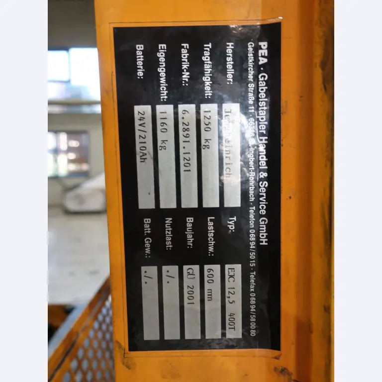 Machines for processing thin/medium thick sheet metal<br> (cutting, punching, pressing, bending)<br><font size="2">In collaboration with Hilco Industrial Acquisitions bv<br></font>-4
