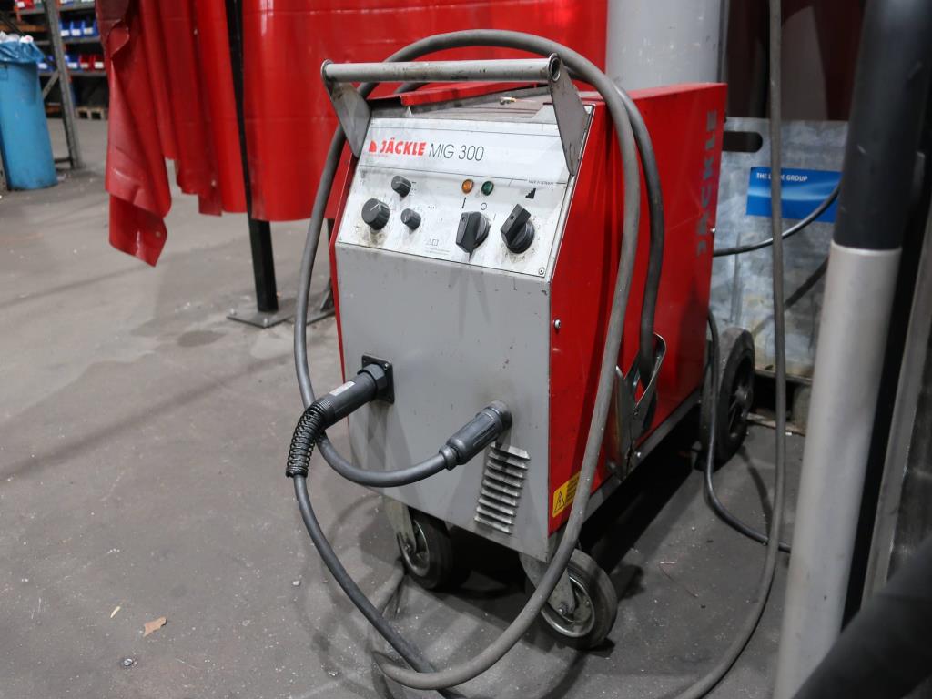 Maschinen zur Bearbeitung von dünnen/mittelstarken Blechen<br>(Schneiden, Stanzen, Pressen, Biegen)<br><font size="2">In Zusammenarbeit m. Hilco Industrial Acquisitions bv</font>-2