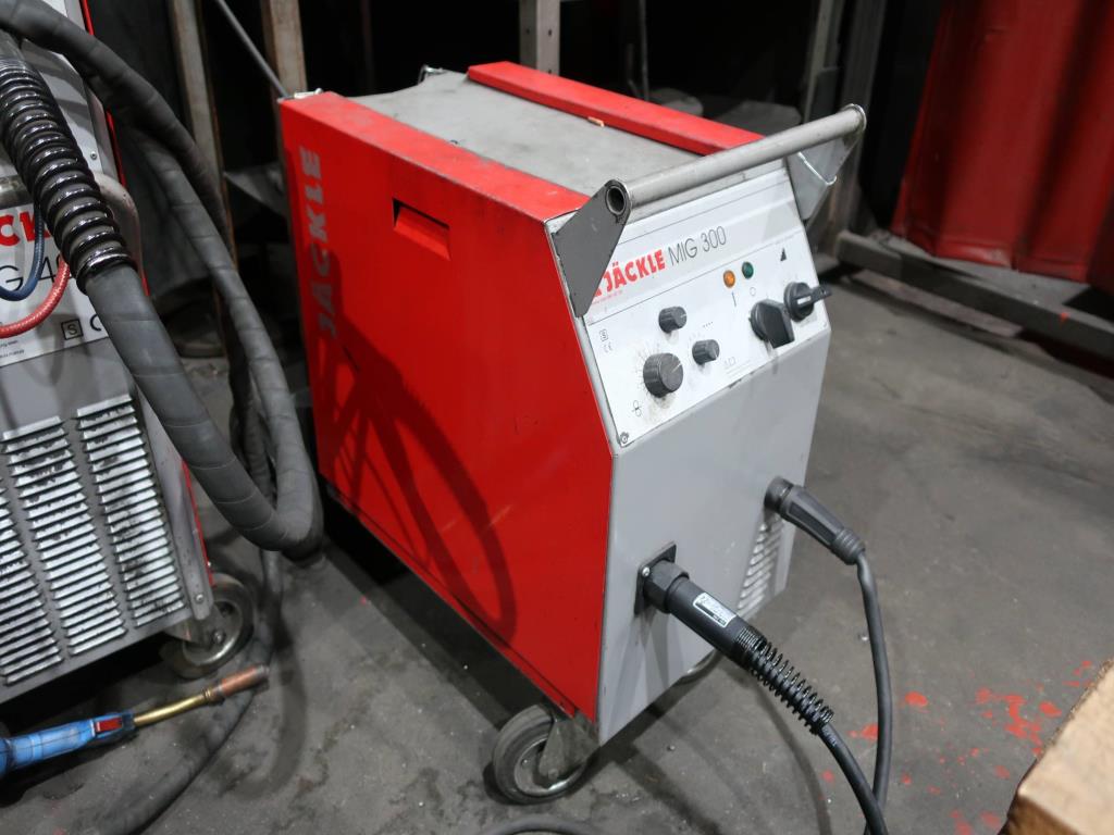 Maschinen zur Bearbeitung von dünnen/mittelstarken Blechen<br>(Schneiden, Stanzen, Pressen, Biegen)<br><font size="2">In Zusammenarbeit m. Hilco Industrial Acquisitions bv</font>-2