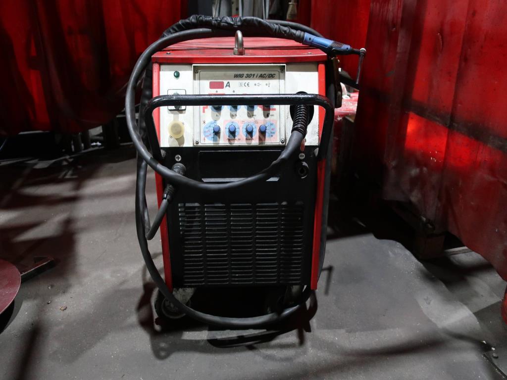 Machines for processing thin/medium thick sheet metal<br> (cutting, punching, pressing, bending)<br><font size="2">In collaboration with Hilco Industrial Acquisitions bv<br></font>-3