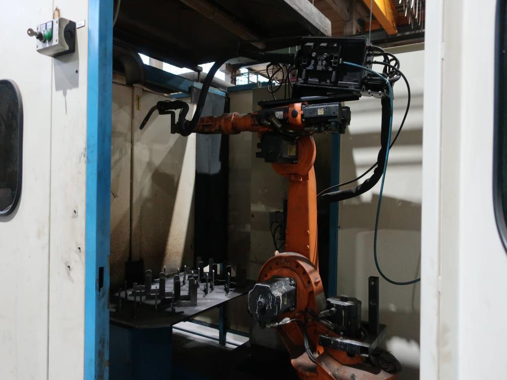 Machines for processing thin/medium thick sheet metal<br> (cutting, punching, pressing, bending)<br><font size="2">In collaboration with Hilco Industrial Acquisitions bv<br></font>-3