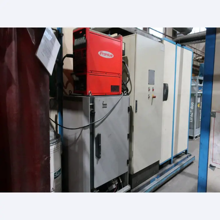 Máquinas para o processamento de chapas metálicas de espessura fina/média<br>(corte, perfuração, prensagem, dobragem)<br><font size="2">Em colaboração com a Hilco Industrial Acquisitions bv</font>-5