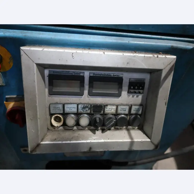 Máquinas para o processamento de chapas metálicas de espessura fina/média<br>(corte, perfuração, prensagem, dobragem)<br><font size="2">Em colaboração com a Hilco Industrial Acquisitions bv</font>-9