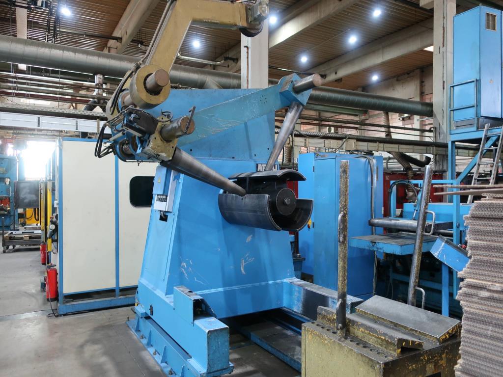 Machines for processing thin/medium thick sheet metal<br> (cutting, punching, pressing, bending)<br><font size="2">In collaboration with Hilco Industrial Acquisitions bv<br></font>-25
