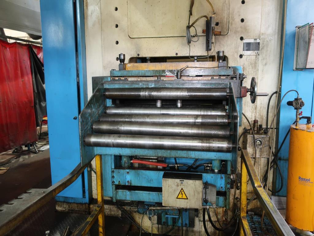 Machines for processing thin/medium thick sheet metal<br> (cutting, punching, pressing, bending)<br><font size="2">In collaboration with Hilco Industrial Acquisitions bv<br></font>-7
