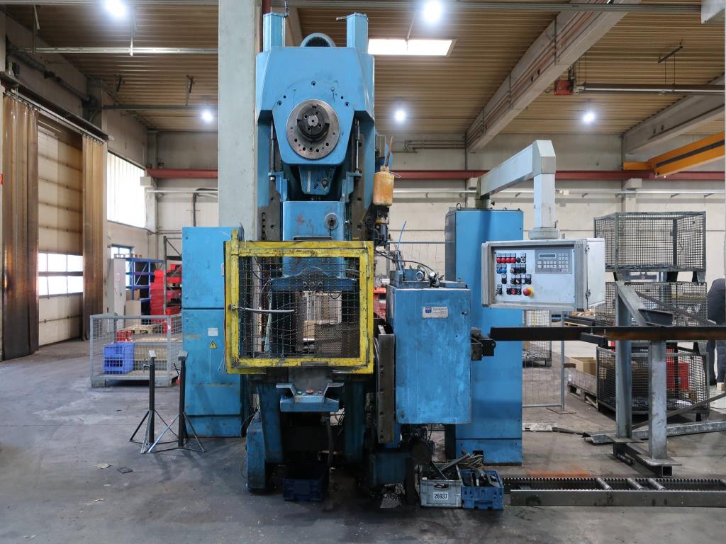 Machines for processing thin/medium thick sheet metal<br> (cutting, punching, pressing, bending)<br><font size="2">In collaboration with Hilco Industrial Acquisitions bv<br></font>-6