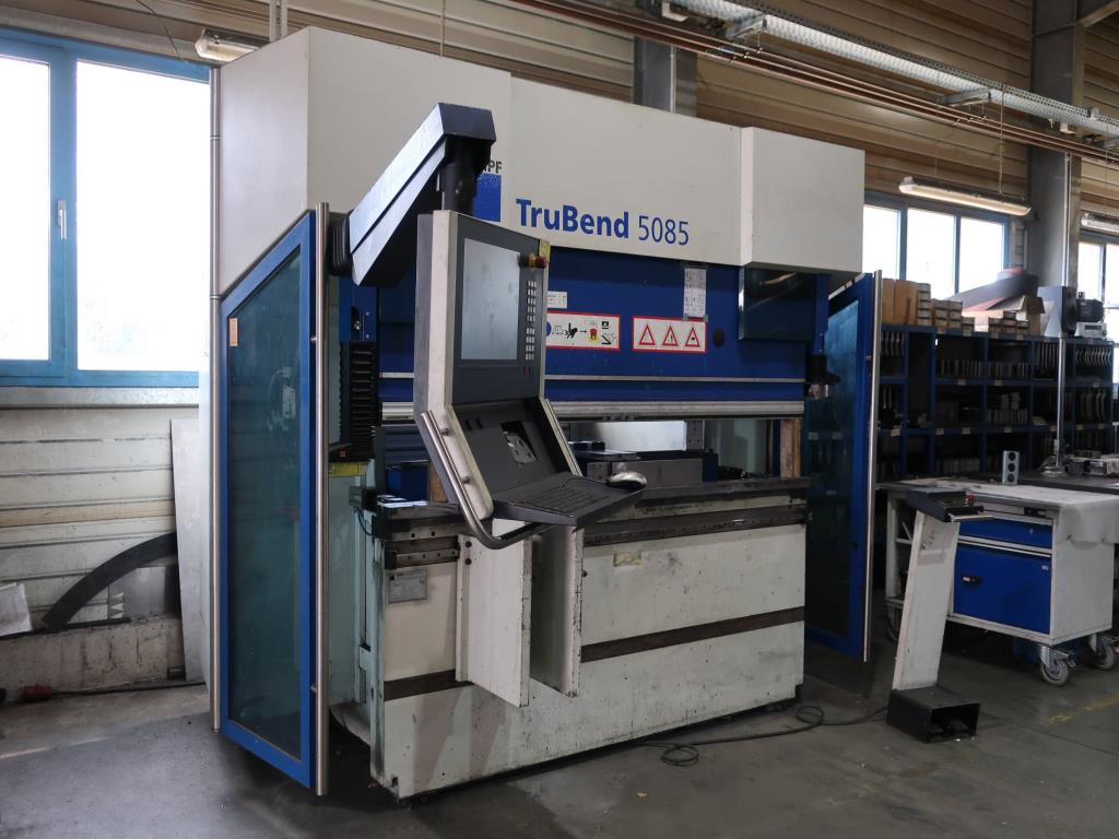 Machines for processing thin/medium thick sheet metal<br> (cutting, punching, pressing, bending)<br><font size="2">In collaboration with Hilco Industrial Acquisitions bv<br></font>-3