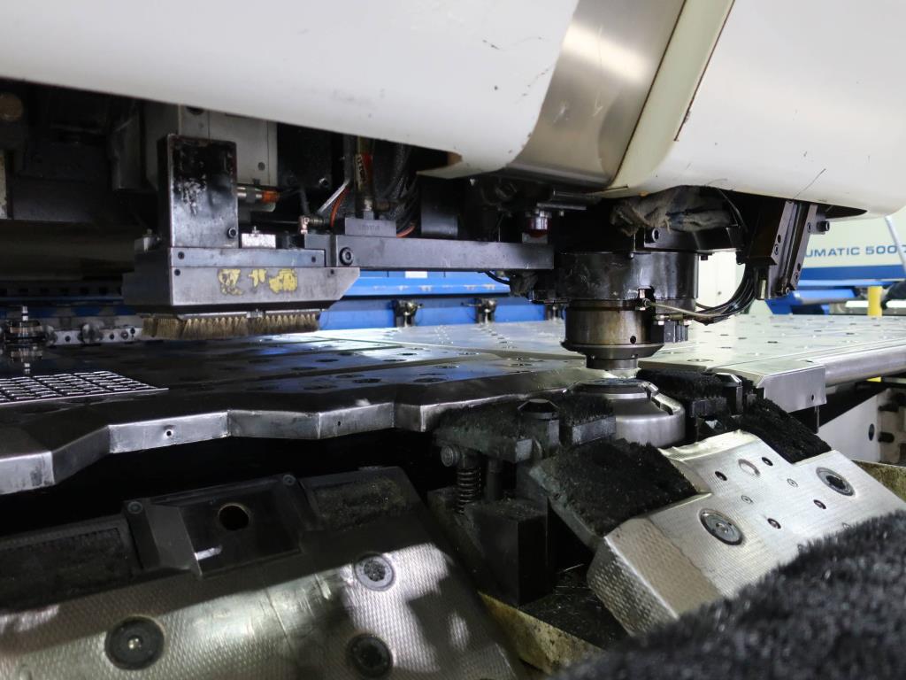Machines for processing thin/medium thick sheet metal<br> (cutting, punching, pressing, bending)<br><font size="2">In collaboration with Hilco Industrial Acquisitions bv<br></font>-10