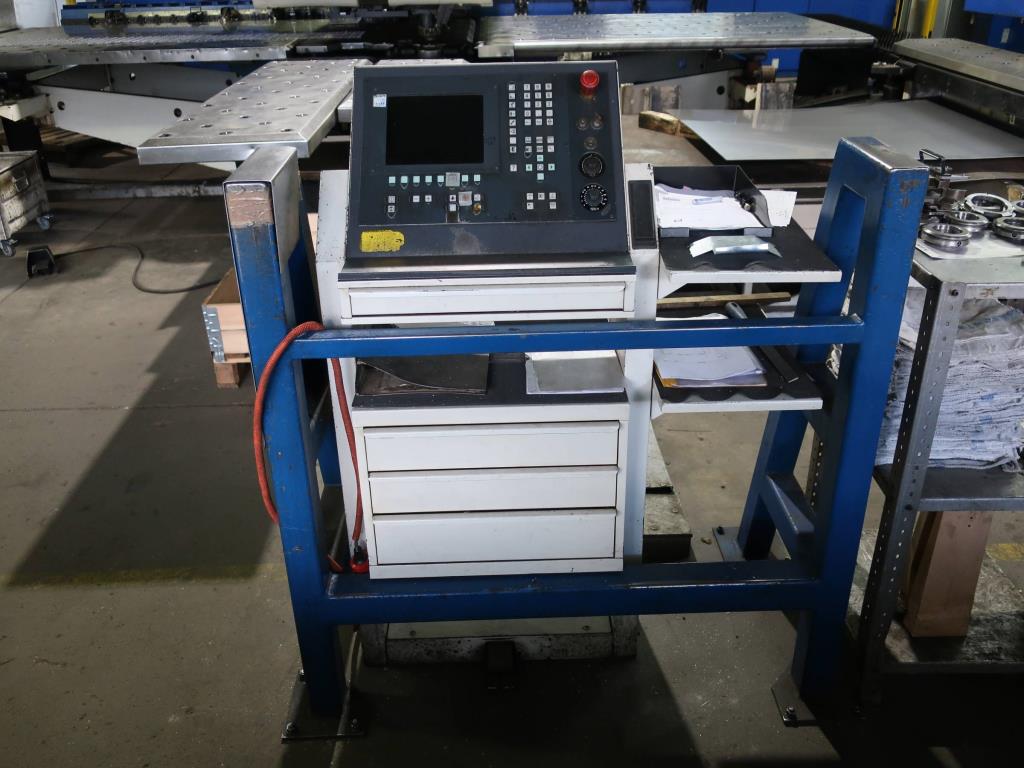 Machines for processing thin/medium thick sheet metal<br> (cutting, punching, pressing, bending)<br><font size="2">In collaboration with Hilco Industrial Acquisitions bv<br></font>-12