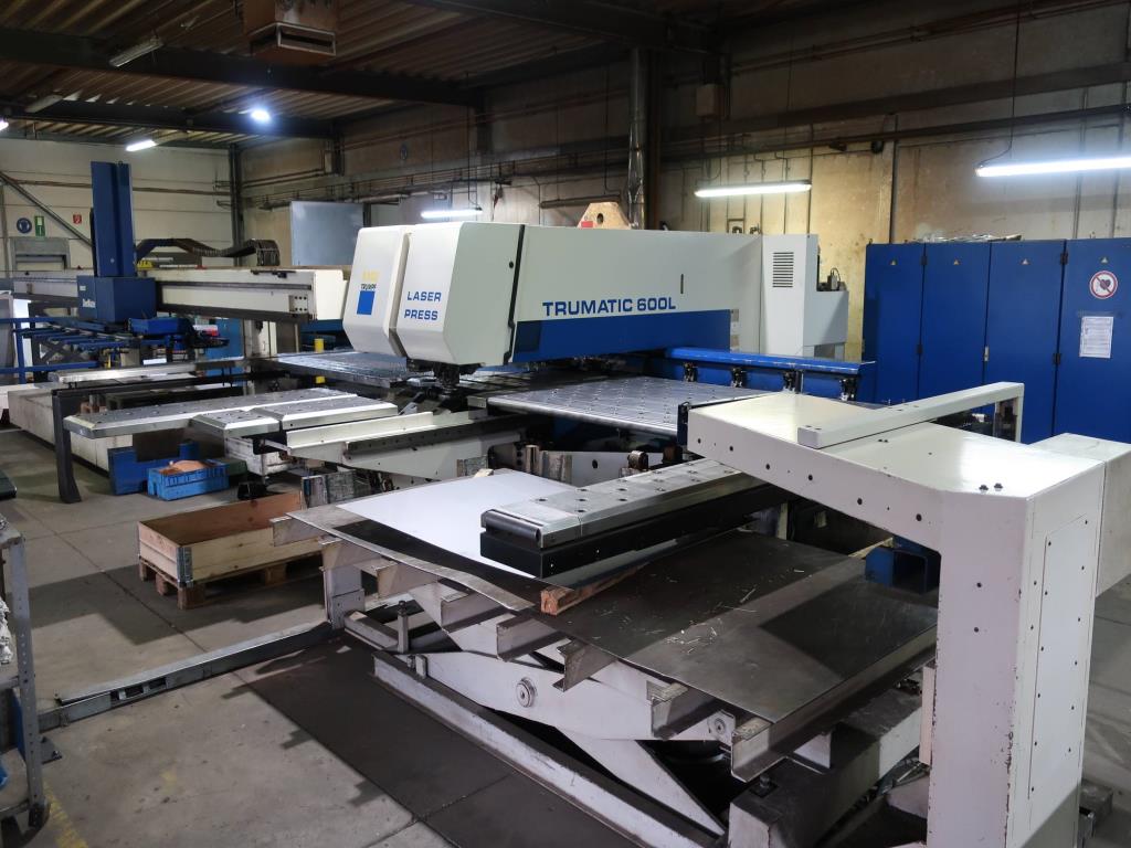 Machines for processing thin/medium thick sheet metal<br> (cutting, punching, pressing, bending)<br><font size="2">In collaboration with Hilco Industrial Acquisitions bv<br></font>-1