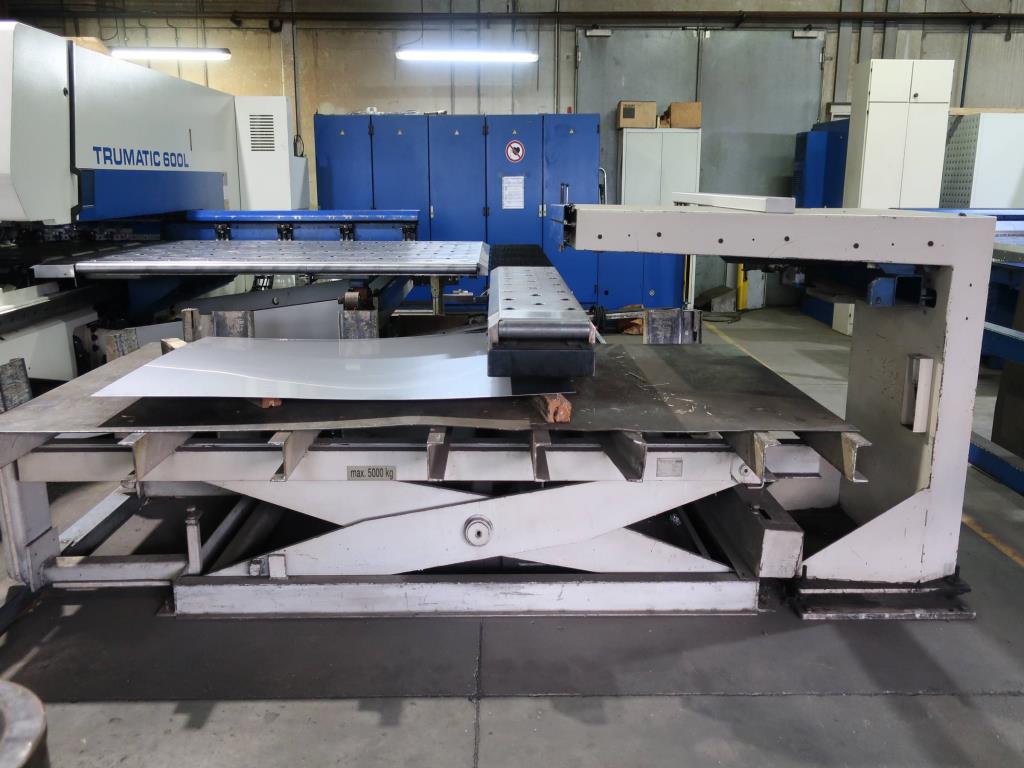 Machines for processing thin/medium thick sheet metal<br> (cutting, punching, pressing, bending)<br><font size="2">In collaboration with Hilco Industrial Acquisitions bv<br></font>-6