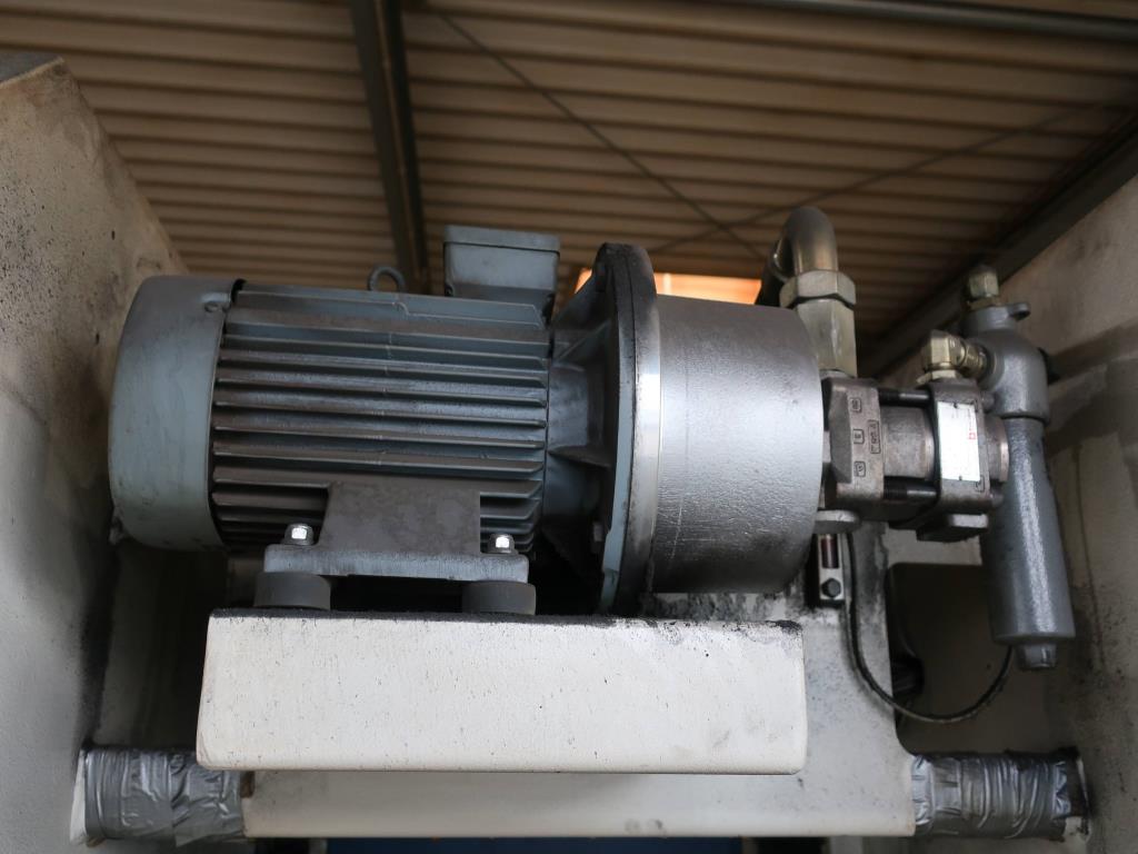 Machines for processing thin/medium thick sheet metal<br> (cutting, punching, pressing, bending)<br><font size="2">In collaboration with Hilco Industrial Acquisitions bv<br></font>-12