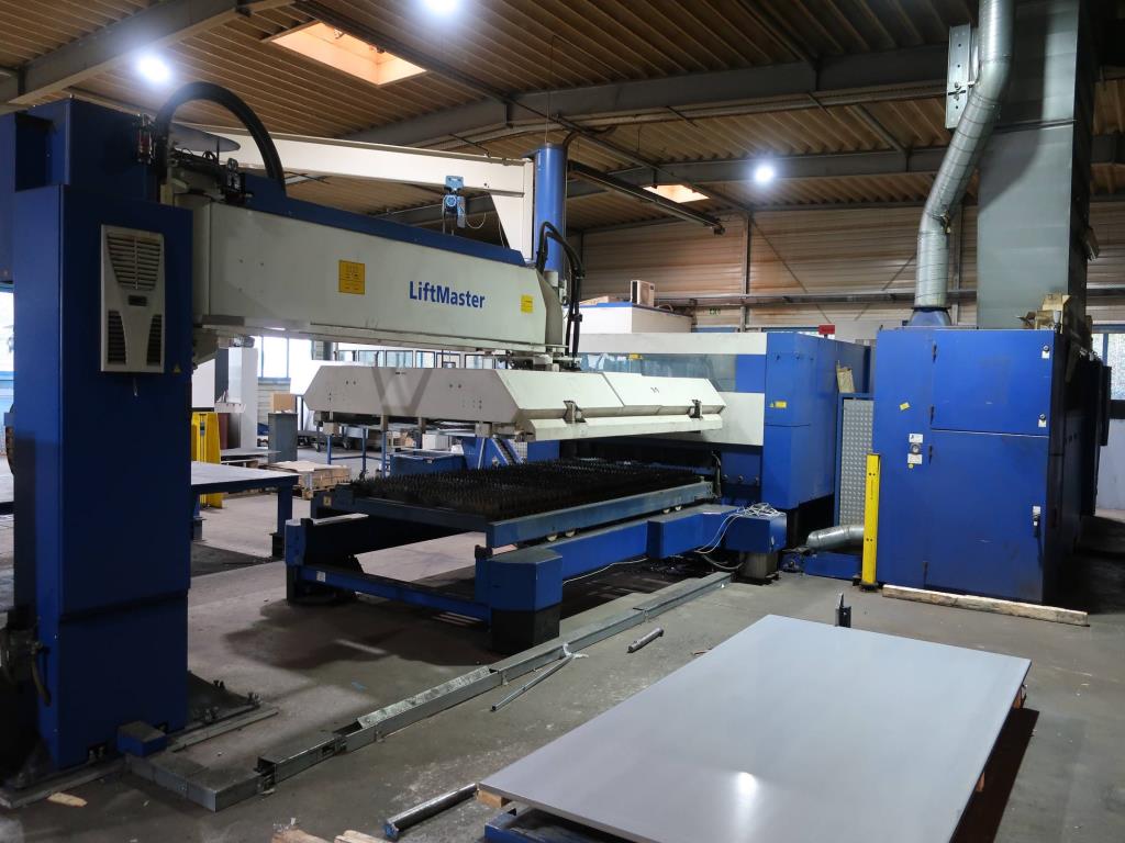 Machines for processing thin/medium thick sheet metal<br> (cutting, punching, pressing, bending)<br><font size="2">In collaboration with Hilco Industrial Acquisitions bv<br></font>-12