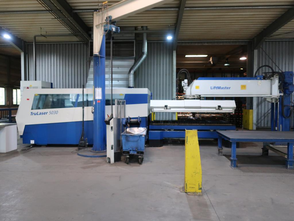 Machines for processing thin/medium thick sheet metal<br> (cutting, punching, pressing, bending)<br><font size="2">In collaboration with Hilco Industrial Acquisitions bv<br></font>-19