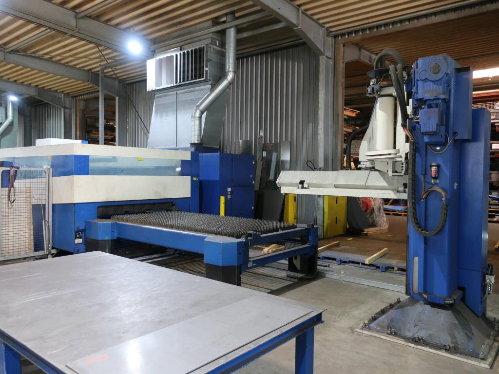 Machines for processing thin/medium thick sheet metal<br> (cutting, punching, pressing, bending)<br><font size="2">In collaboration with Hilco Industrial Acquisitions bv<br></font>-21