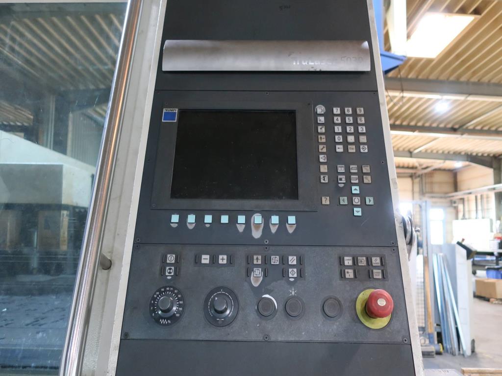 Machines for processing thin/medium thick sheet metal<br> (cutting, punching, pressing, bending)<br><font size="2">In collaboration with Hilco Industrial Acquisitions bv<br></font>-5