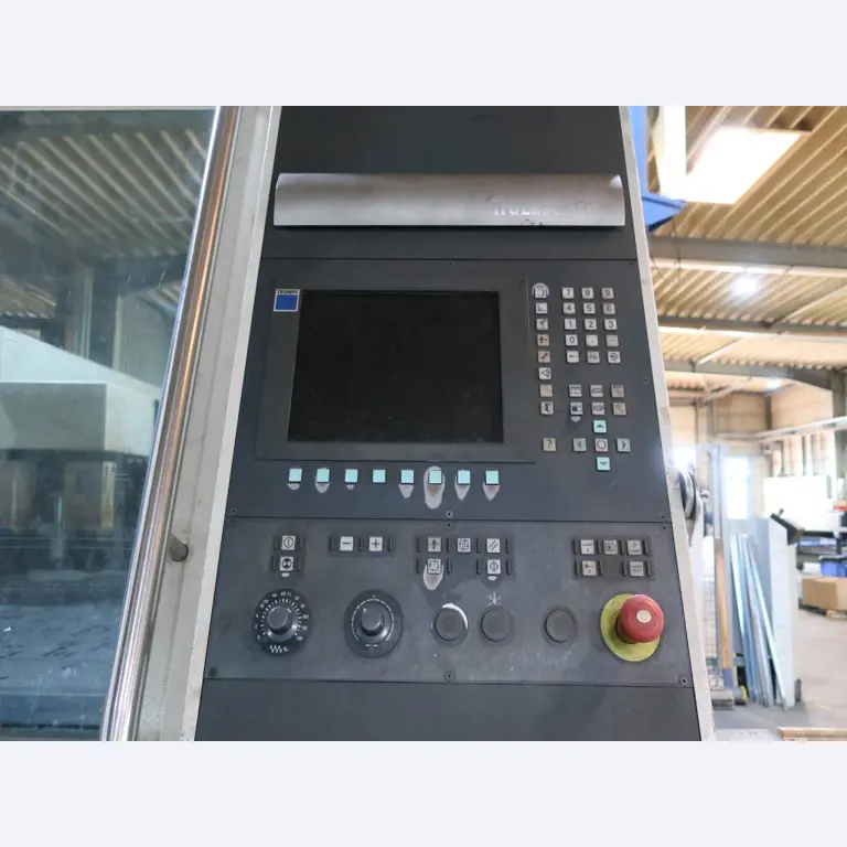 Machines for processing thin/medium thick sheet metal<br> (cutting, punching, pressing, bending)<br><font size="2">In collaboration with Hilco Industrial Acquisitions bv<br></font>-12