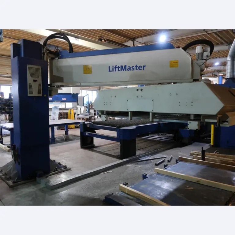 Machines for processing thin/medium thick sheet metal<br> (cutting, punching, pressing, bending)<br><font size="2">In collaboration with Hilco Industrial Acquisitions bv<br></font>-18