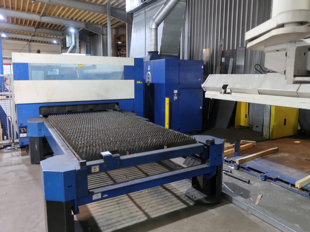 Machines for processing thin/medium thick sheet metal<br> (cutting, punching, pressing, bending)<br><font size="2">In collaboration with Hilco Industrial Acquisitions bv<br></font>-7