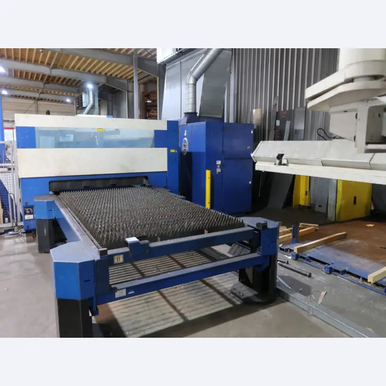Machines for processing thin/medium thick sheet metal<br> (cutting, punching, pressing, bending)<br><font size="2">In collaboration with Hilco Industrial Acquisitions bv<br></font>-7
