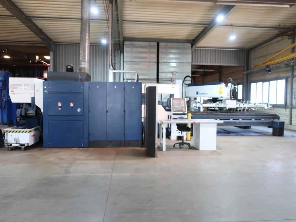 Machines for processing thin/medium thick sheet metal<br> (cutting, punching, pressing, bending)<br><font size="2">In collaboration with Hilco Industrial Acquisitions bv<br></font>-32