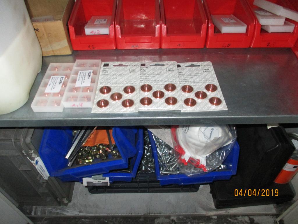 Maschinen zur Bearbeitung von dünnen/mittelstarken Blechen<br>(Schneiden, Stanzen, Pressen, Biegen)<br><font size="2">In Zusammenarbeit m. Hilco Industrial Acquisitions bv</font>-4