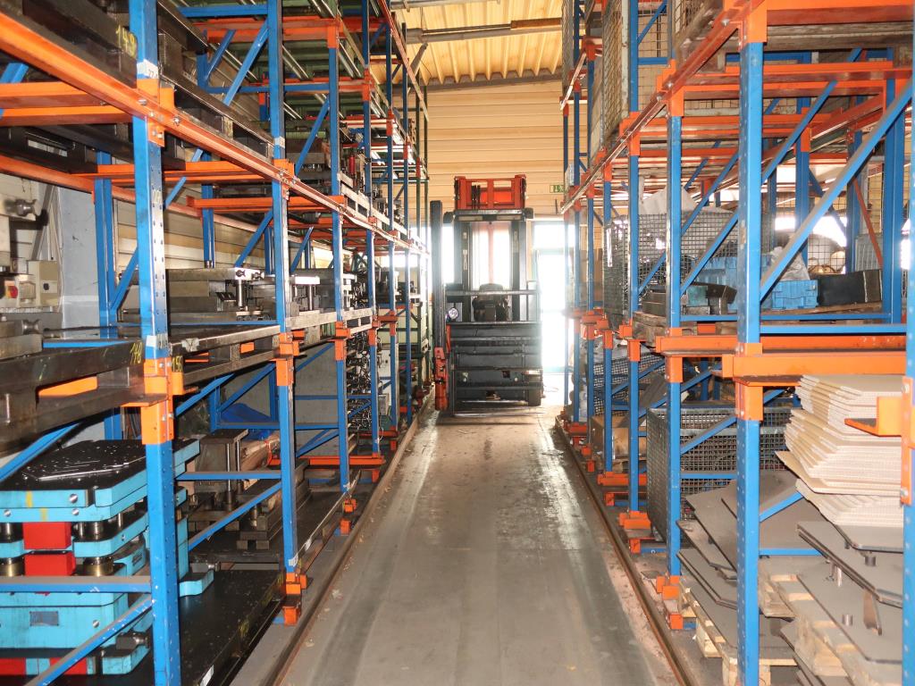 Machines for processing thin/medium thick sheet metal<br> (cutting, punching, pressing, bending)<br><font size="2">In collaboration with Hilco Industrial Acquisitions bv<br></font>-2