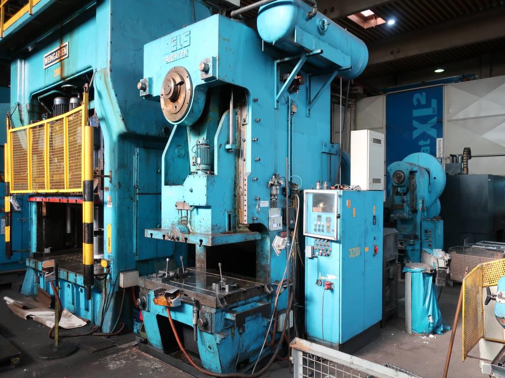 Machines for processing thin/medium thick sheet metal<br> (cutting, punching, pressing, bending)<br><font size="2">In collaboration with Hilco Industrial Acquisitions bv<br></font>-2