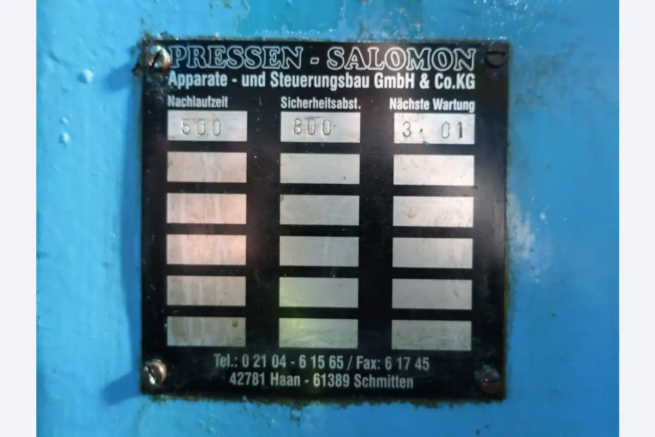 Máquinas para o processamento de chapas metálicas de espessura fina/média<br>(corte, perfuração, prensagem, dobragem)<br><font size="2">Em colaboração com a Hilco Industrial Acquisitions bv</font>-11