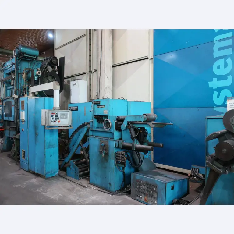 Máquinas para o processamento de chapas metálicas de espessura fina/média<br>(corte, perfuração, prensagem, dobragem)<br><font size="2">Em colaboração com a Hilco Industrial Acquisitions bv</font>-22