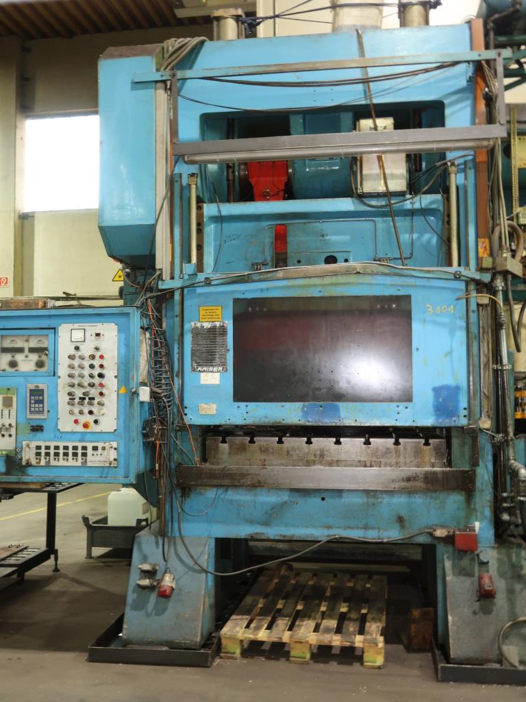 Machines for processing thin/medium thick sheet metal<br> (cutting, punching, pressing, bending)<br><font size="2">In collaboration with Hilco Industrial Acquisitions bv<br></font>-5