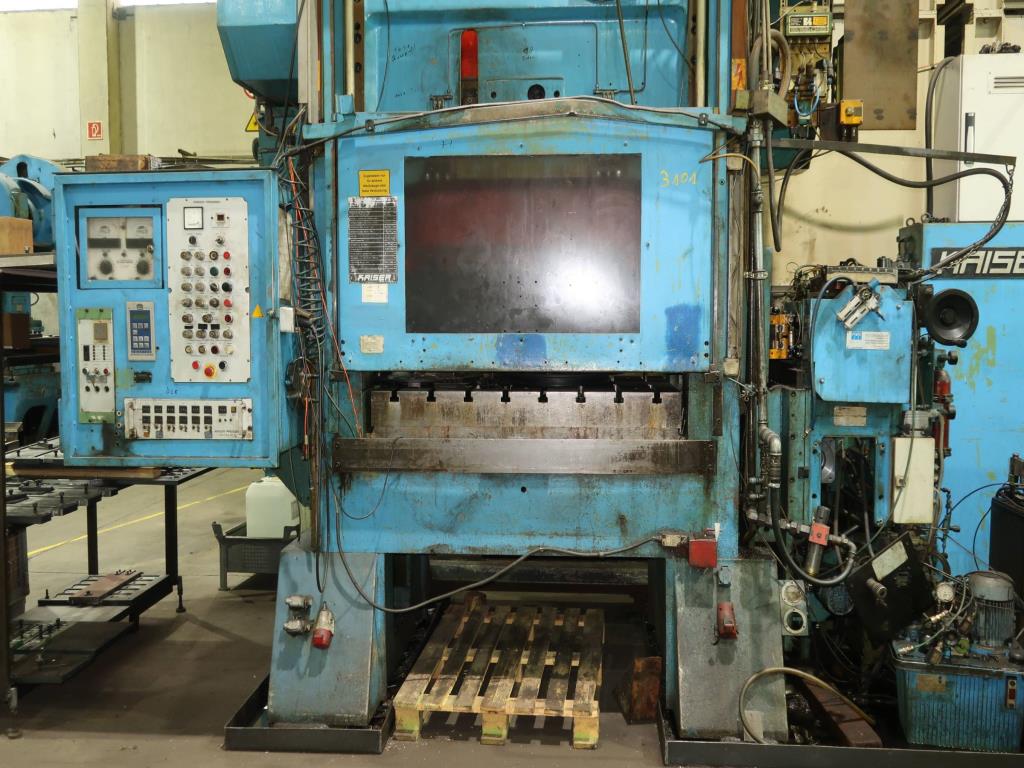 Machines for processing thin/medium thick sheet metal<br> (cutting, punching, pressing, bending)<br><font size="2">In collaboration with Hilco Industrial Acquisitions bv<br></font>-6