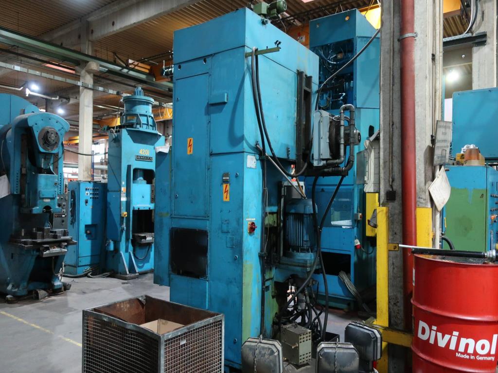 Machines for processing thin/medium thick sheet metal<br> (cutting, punching, pressing, bending)<br><font size="2">In collaboration with Hilco Industrial Acquisitions bv<br></font>-5