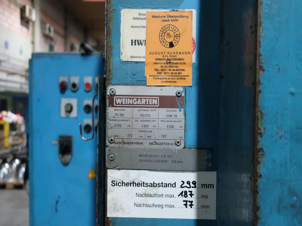 Machines for processing thin/medium thick sheet metal<br> (cutting, punching, pressing, bending)<br><font size="2">In collaboration with Hilco Industrial Acquisitions bv<br></font>-6