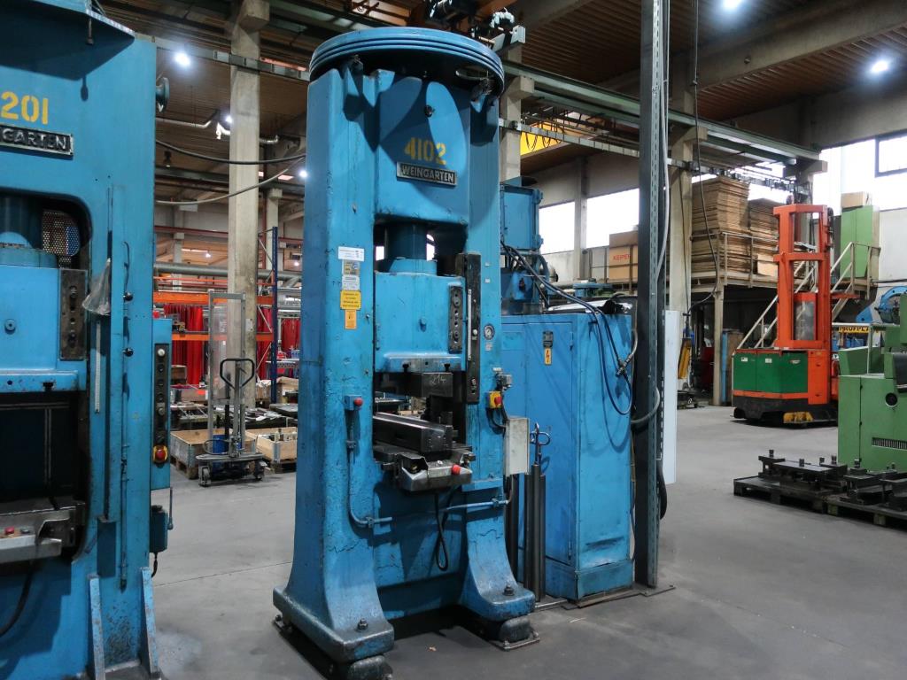 Machines for processing thin/medium thick sheet metal<br> (cutting, punching, pressing, bending)<br><font size="2">In collaboration with Hilco Industrial Acquisitions bv<br></font>-3