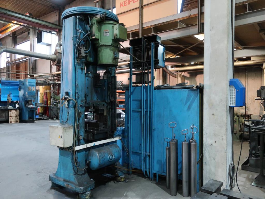 Machines for processing thin/medium thick sheet metal<br> (cutting, punching, pressing, bending)<br><font size="2">In collaboration with Hilco Industrial Acquisitions bv<br></font>-3