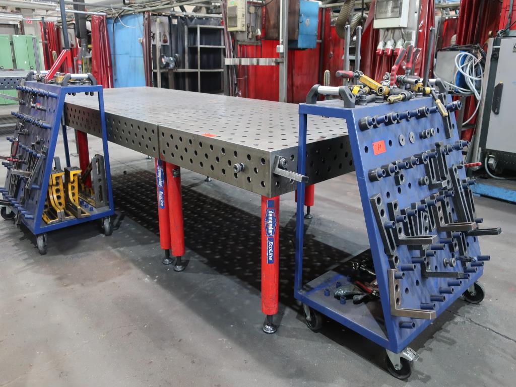 Machines for processing thin/medium thick sheet metal<br> (cutting, punching, pressing, bending)<br><font size="2">In collaboration with Hilco Industrial Acquisitions bv<br></font>-1