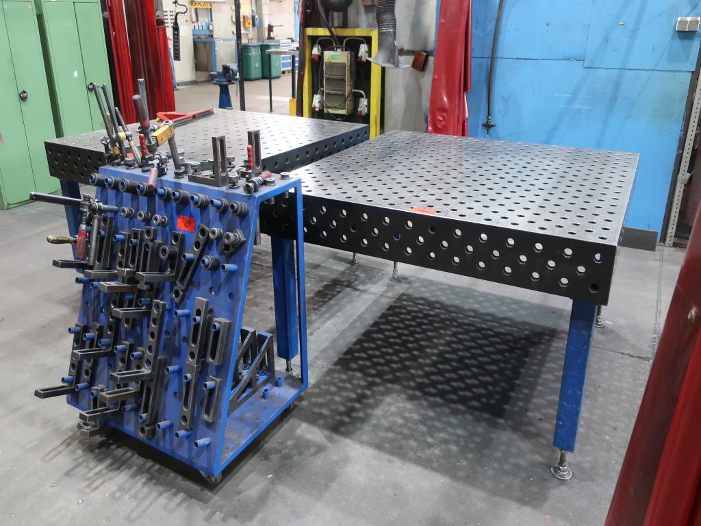 Machines for processing thin/medium thick sheet metal<br> (cutting, punching, pressing, bending)<br><font size="2">In collaboration with Hilco Industrial Acquisitions bv<br></font>-1
