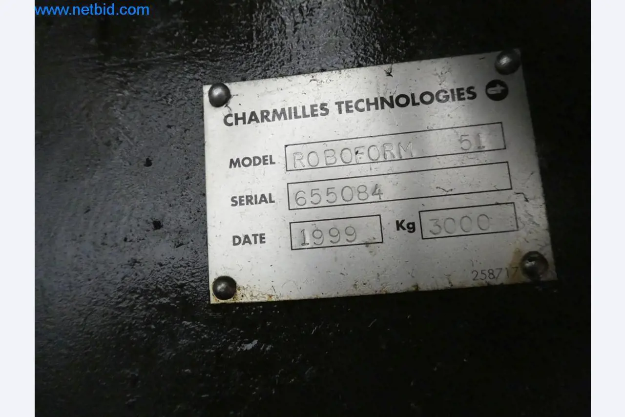 Machinery and equipment (Aluminium diecasting cells from the closing of a large automotive supplier)-9