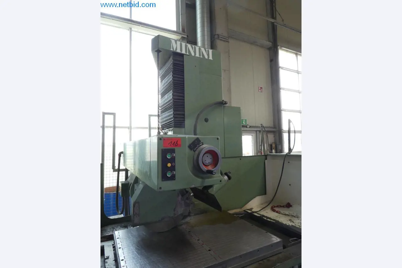 Máquinas e sistemas (fundição injectada de alumínio para a indústria automóvel e de fornecimento automóvel)-5