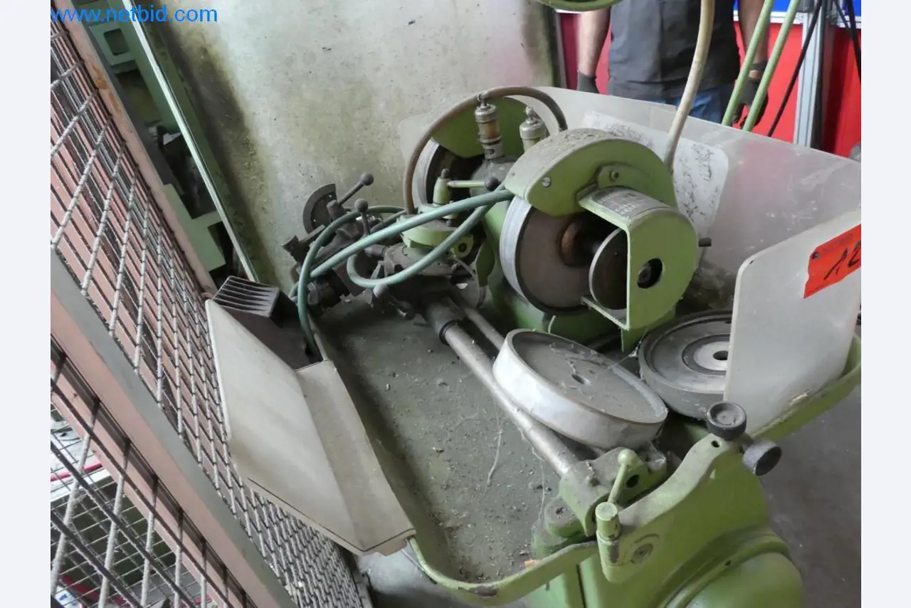 Máquinas e sistemas (fundição injectada de alumínio para a indústria automóvel e de fornecimento automóvel)-3