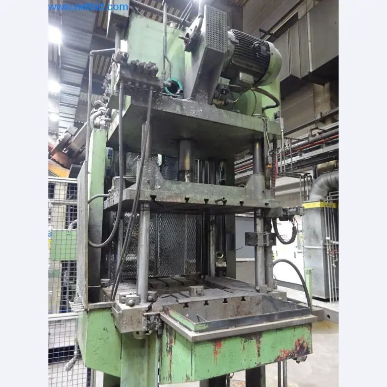 Machinery and equipment (Aluminium diecasting cells from the closing of a large automotive supplier)-1