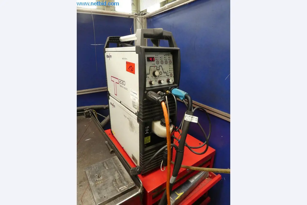 Máquinas e sistemas (fundição injectada de alumínio para a indústria automóvel e de fornecimento automóvel)-1