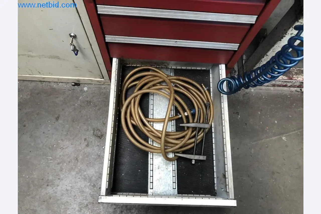 Machinery and equipment (Aluminium diecasting cells from the closing of a large automotive supplier)-6