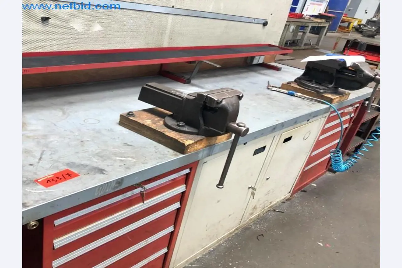 Machinery and equipment (Aluminium diecasting cells from the closing of a large automotive supplier)-1