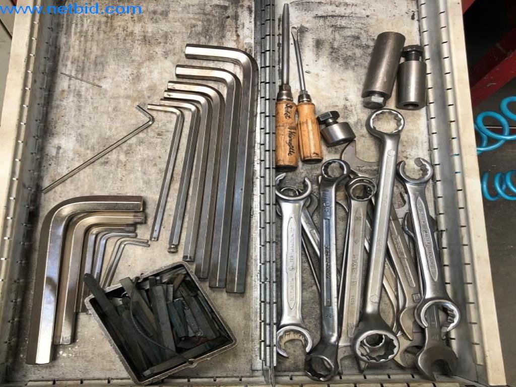 Machinery and equipment (Aluminium diecasting cells from the closing of a large automotive supplier)-3